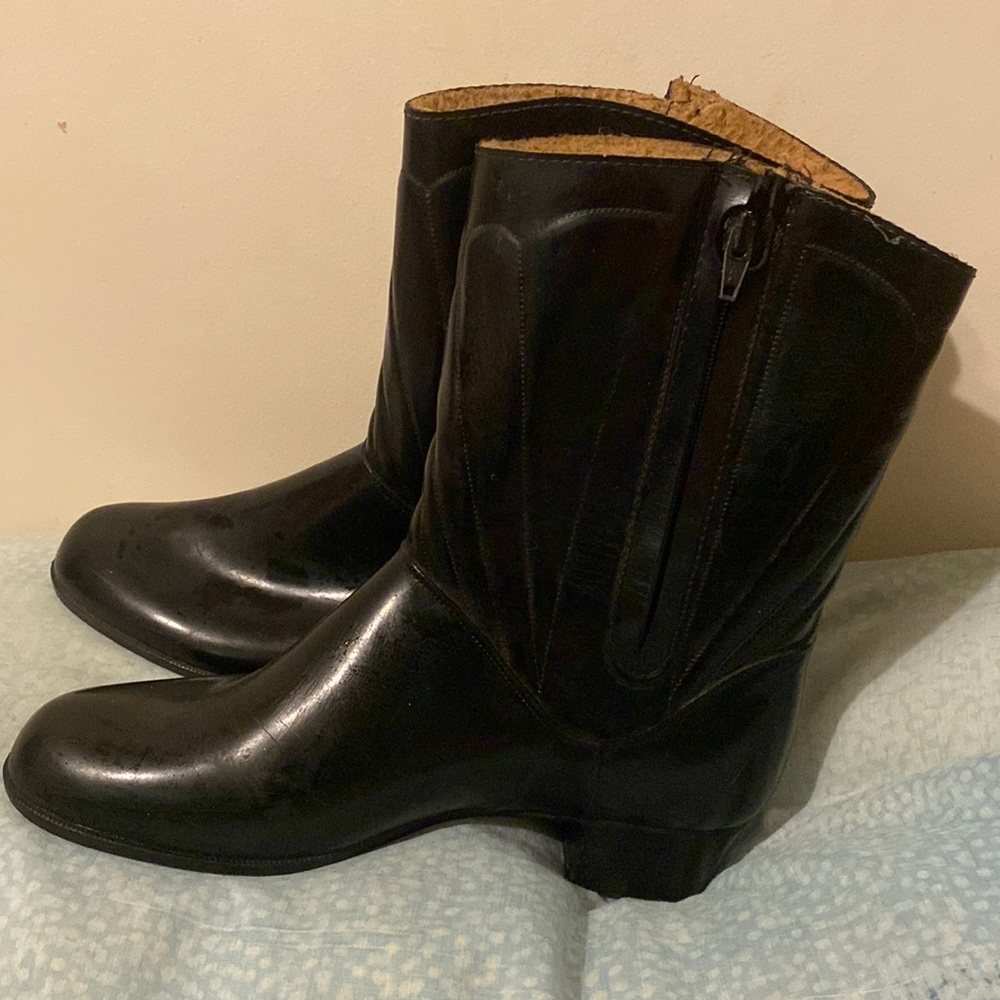 💫 Insulated Boots Size 10